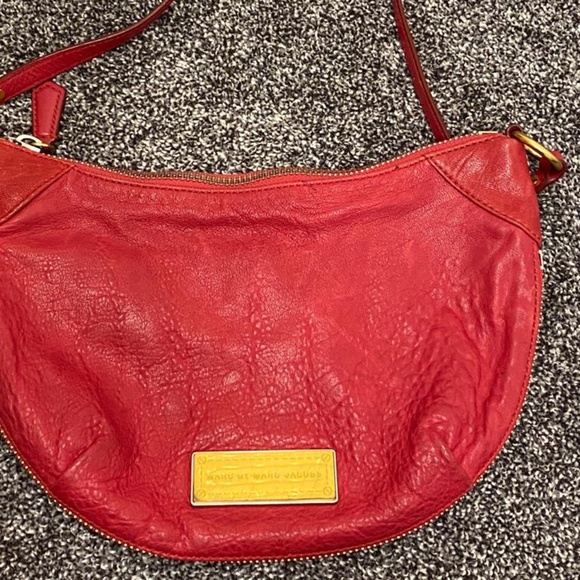 Supple Leather Crossbody Bag - Picture 1 of 4